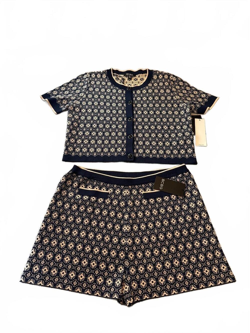BCBG Womens 2-Piece Printed Knit Crop Top Shorts Set City Indigo Ecru L NWT